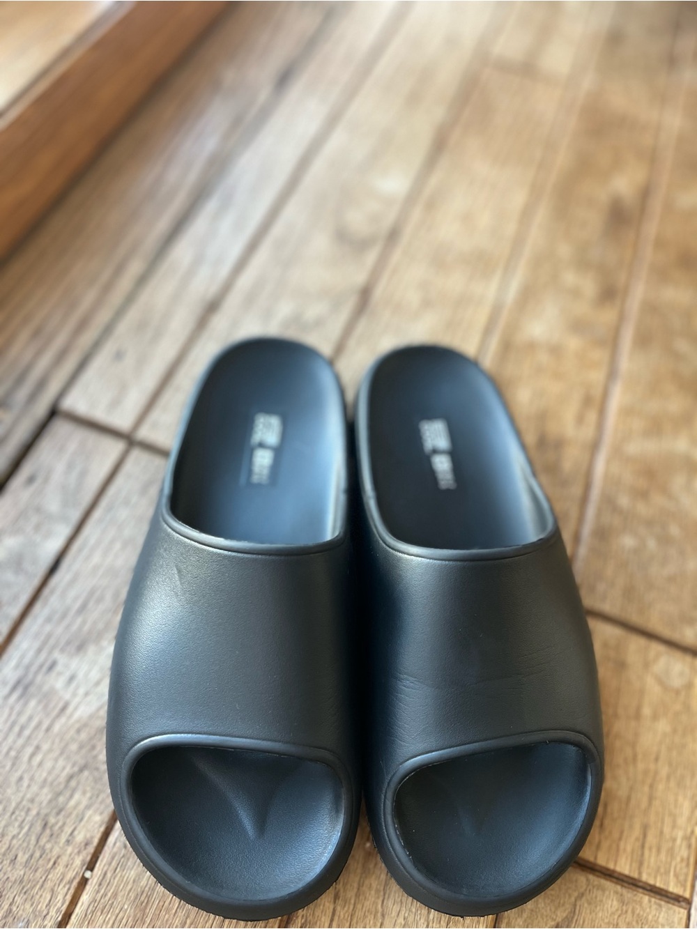 32 Degrees Black Women's Slide Sandals